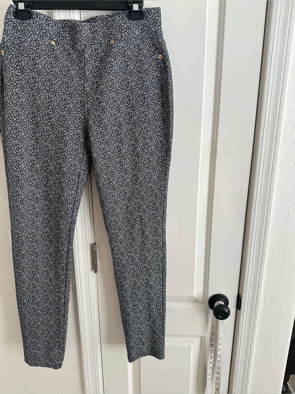 Michael Kors ladies black and white floral pattern dress leggings size medium